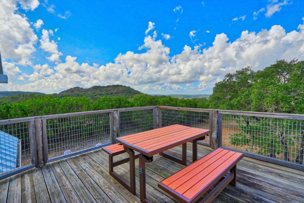 Log Cabin At Old Glory Ranch Wimberley Εξωτερικό φωτογραφία