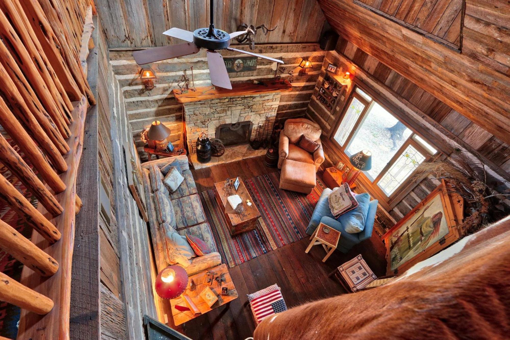 Log Cabin At Old Glory Ranch Wimberley Εξωτερικό φωτογραφία
