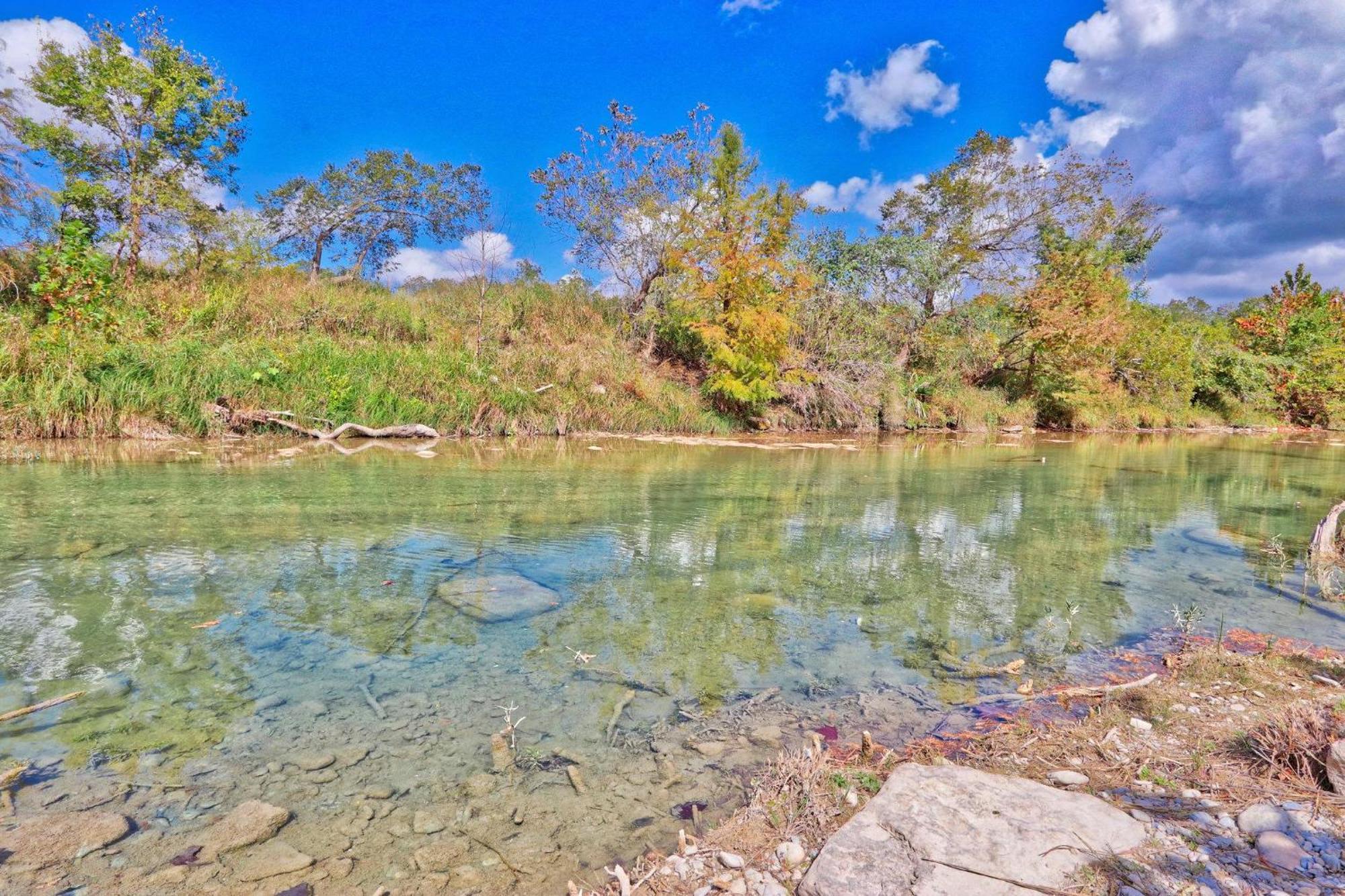 Log Cabin At Old Glory Ranch Wimberley Εξωτερικό φωτογραφία